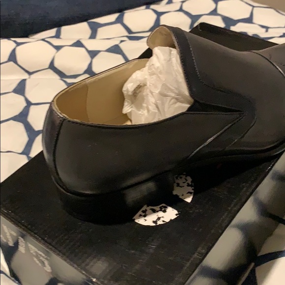 Shoes - Picture 4 of 7